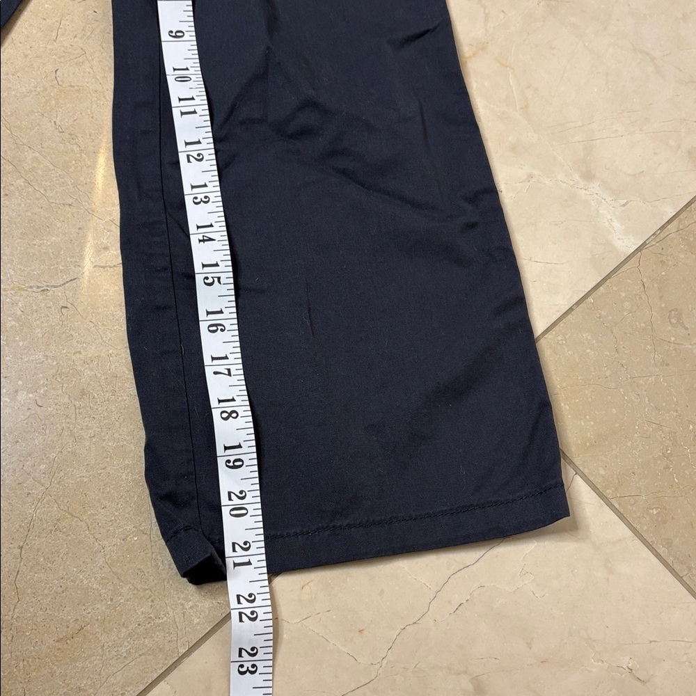 ⭐️ NWT Calvin Klein Jeans High Rise Wide Leg Navy Cargo Pants- size 8 - Picture 5 of 10